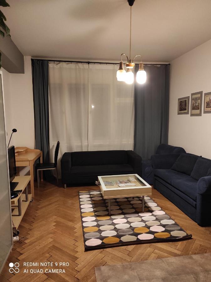 Coronation Apartment Bratislava Eksteriør bilde